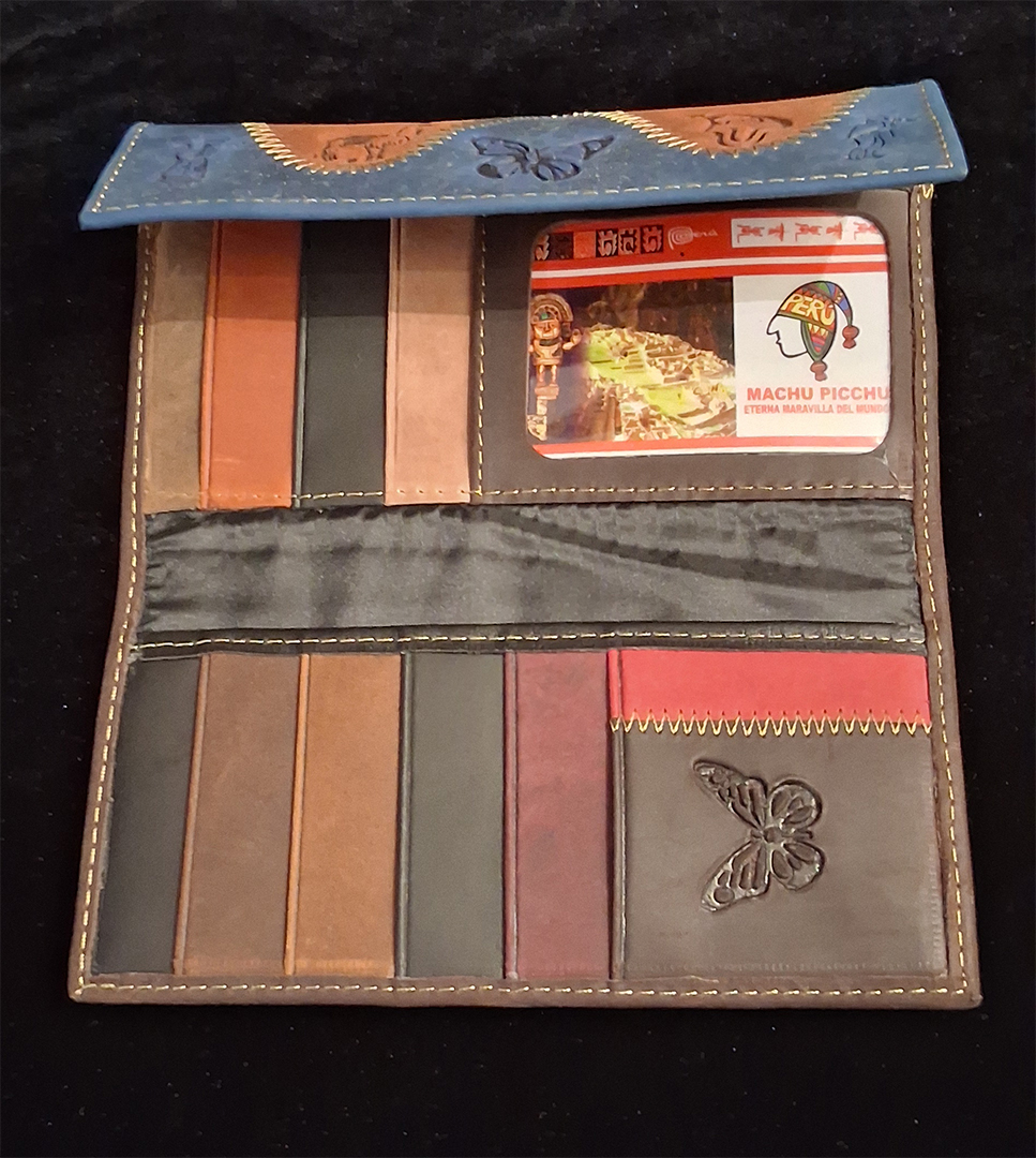 Billetera de cuero artesanal peruana – Diseño exclusivo - Image 3